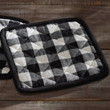 Black and white check pot holder