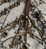 Primitive Sage Pip Berry Garland 4 foot